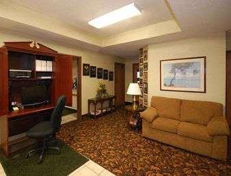 Hotel Baymont By Wyndham Marinette