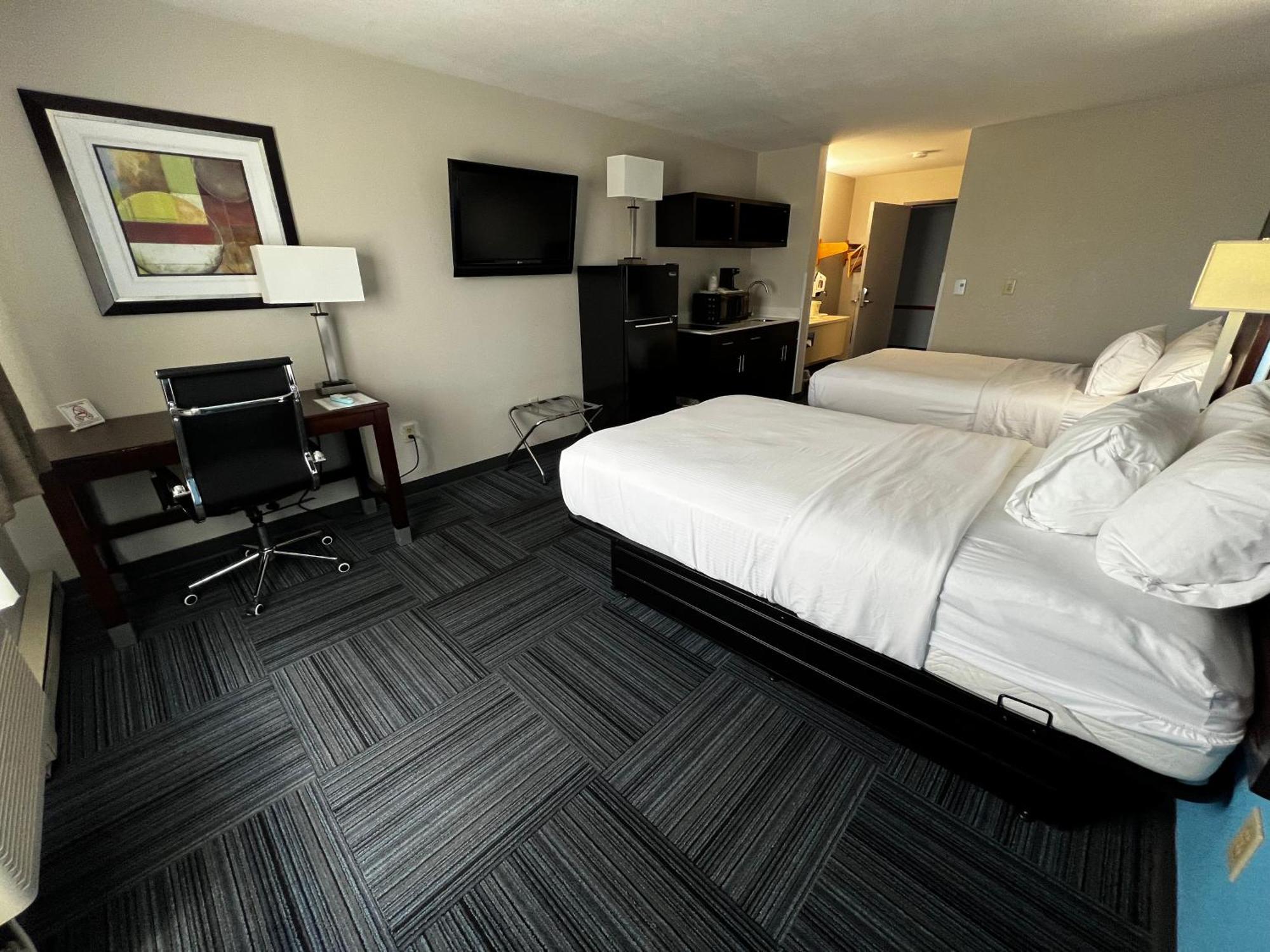 Baymont By Wyndham Hotel